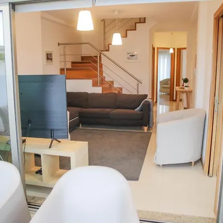 Casas E De Daire
