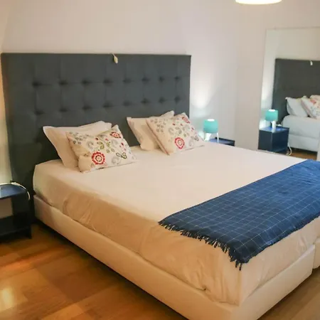Casas E De Daire *
