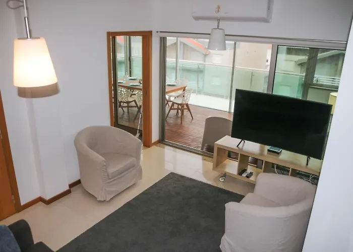 Daire Casas E De Barra